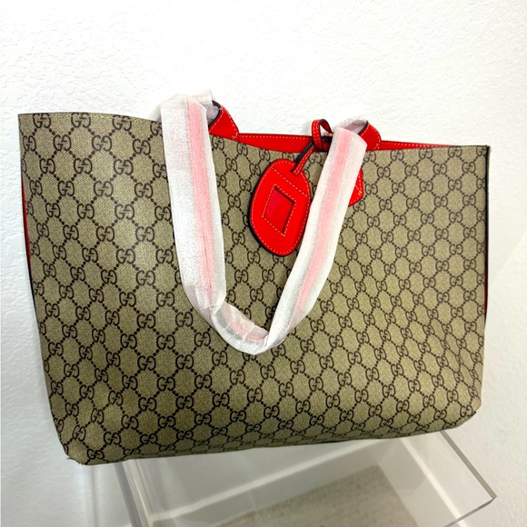 GG Beige and Red Signature Tote - Picture 1 of 6